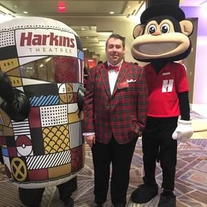 Meet your Posher, Tom